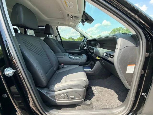 New 2026 Abyss Black Pearl Hyundai SEL Premium image 11