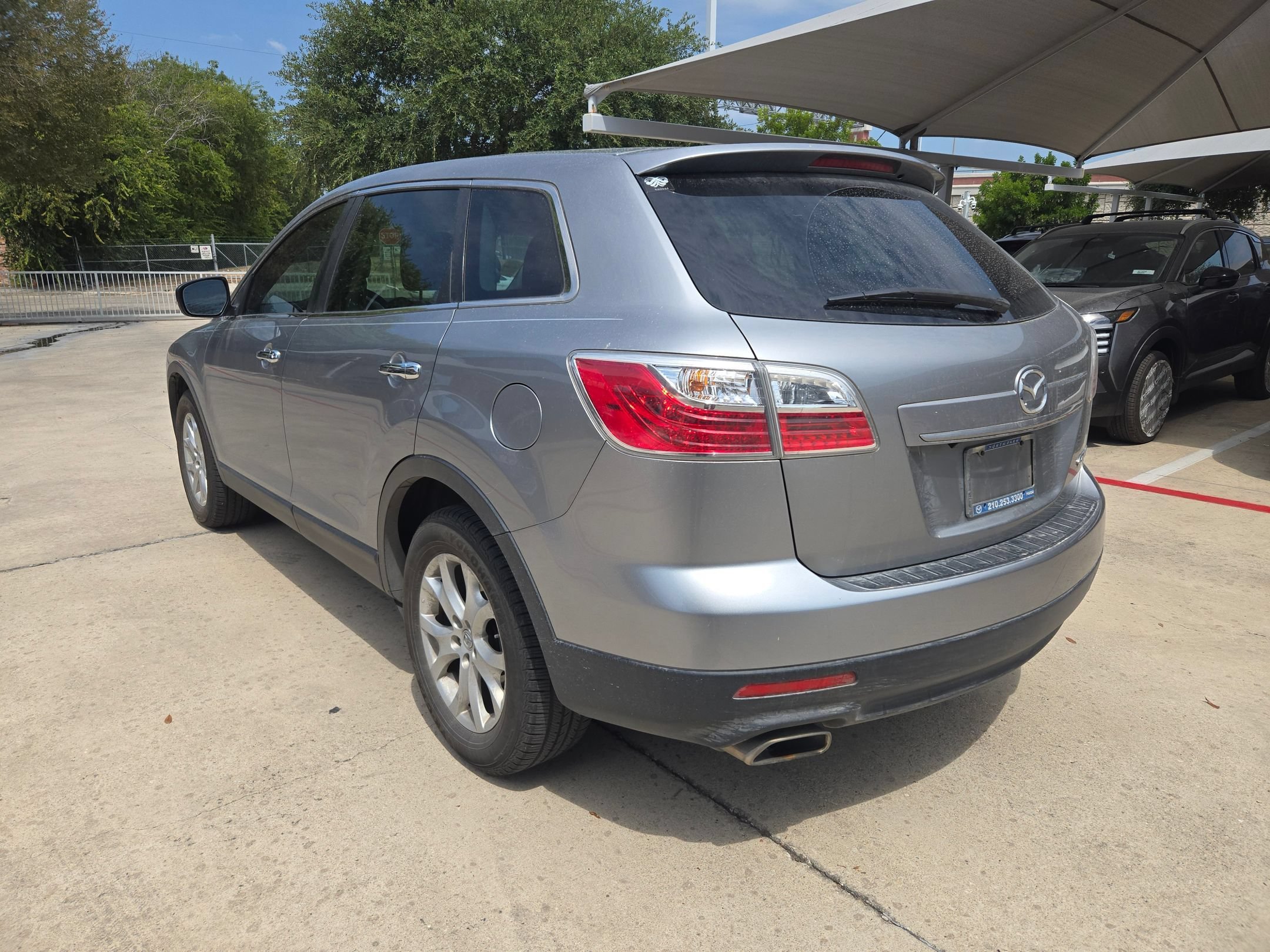 Used 2012 Liquid Silver Metallic Mazda Grand Touring image 5