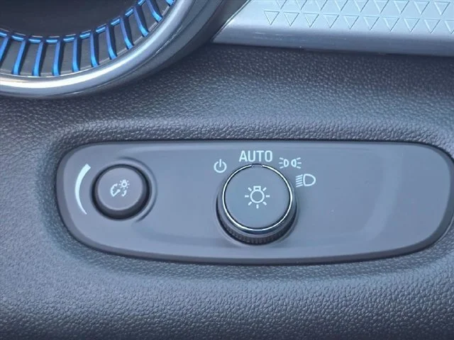 2026 Chevrolet Trax LT - Photo 24