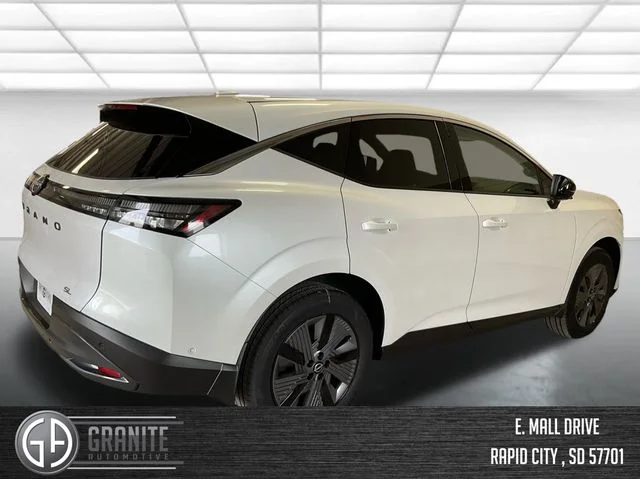 New 2025 Everest White TriCoat Nissan SL image 6