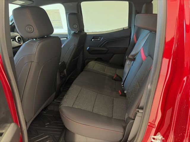 2026 Chevrolet Colorado Z71 - Photo 13