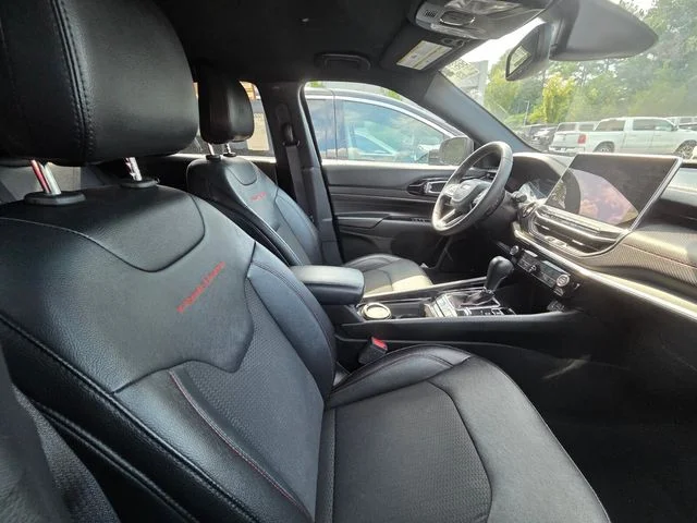 Used 2024 Black Jeep Trailhawk image 10