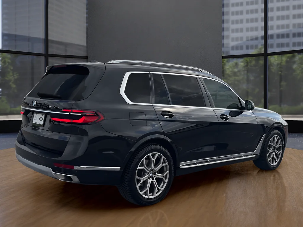 Used 2025 Black BMW xDrive40i image 5