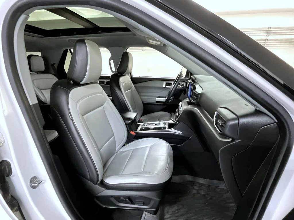Used 2021 White Ford XLT image 15