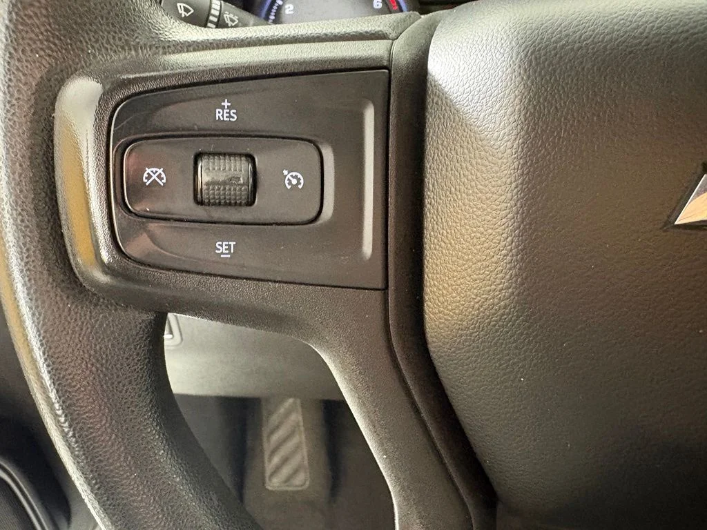 Used 2020 Blue Chevrolet Custom image 29