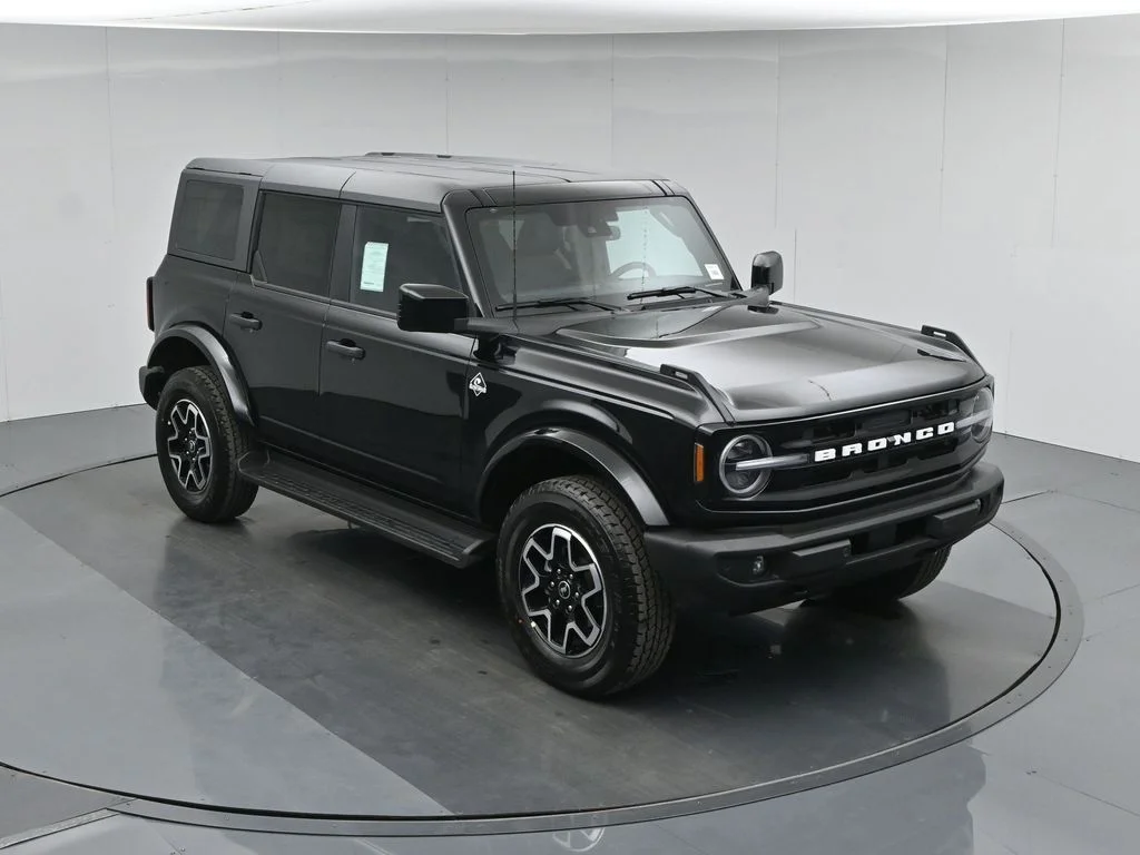 New 2026 Black Ford Outer Banks image 38