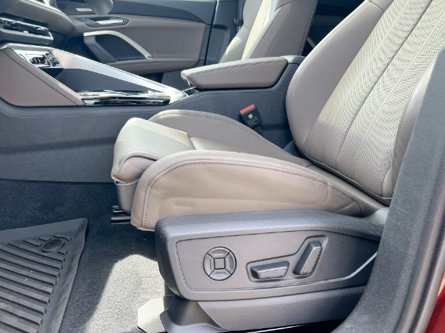 Used 2025  Audi 2.0T Premium Plus image 23