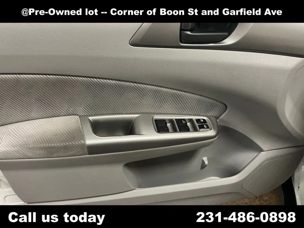 2010 Subaru Forester X - Photo 15