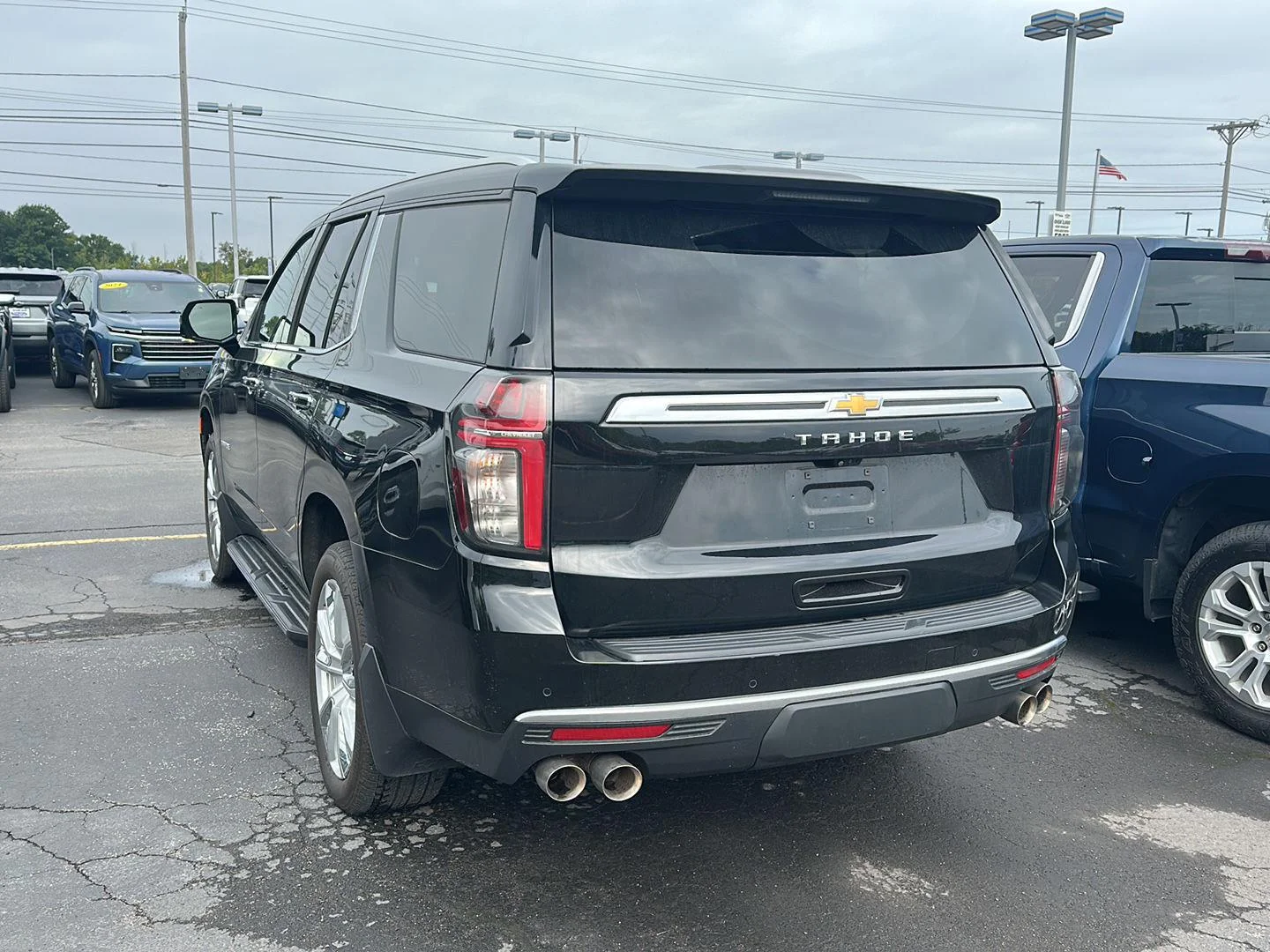 Used 2024 Black Chevrolet High Country image 4
