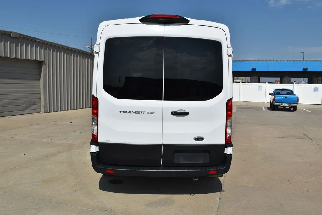 Used 2023 White Ford XL image 6