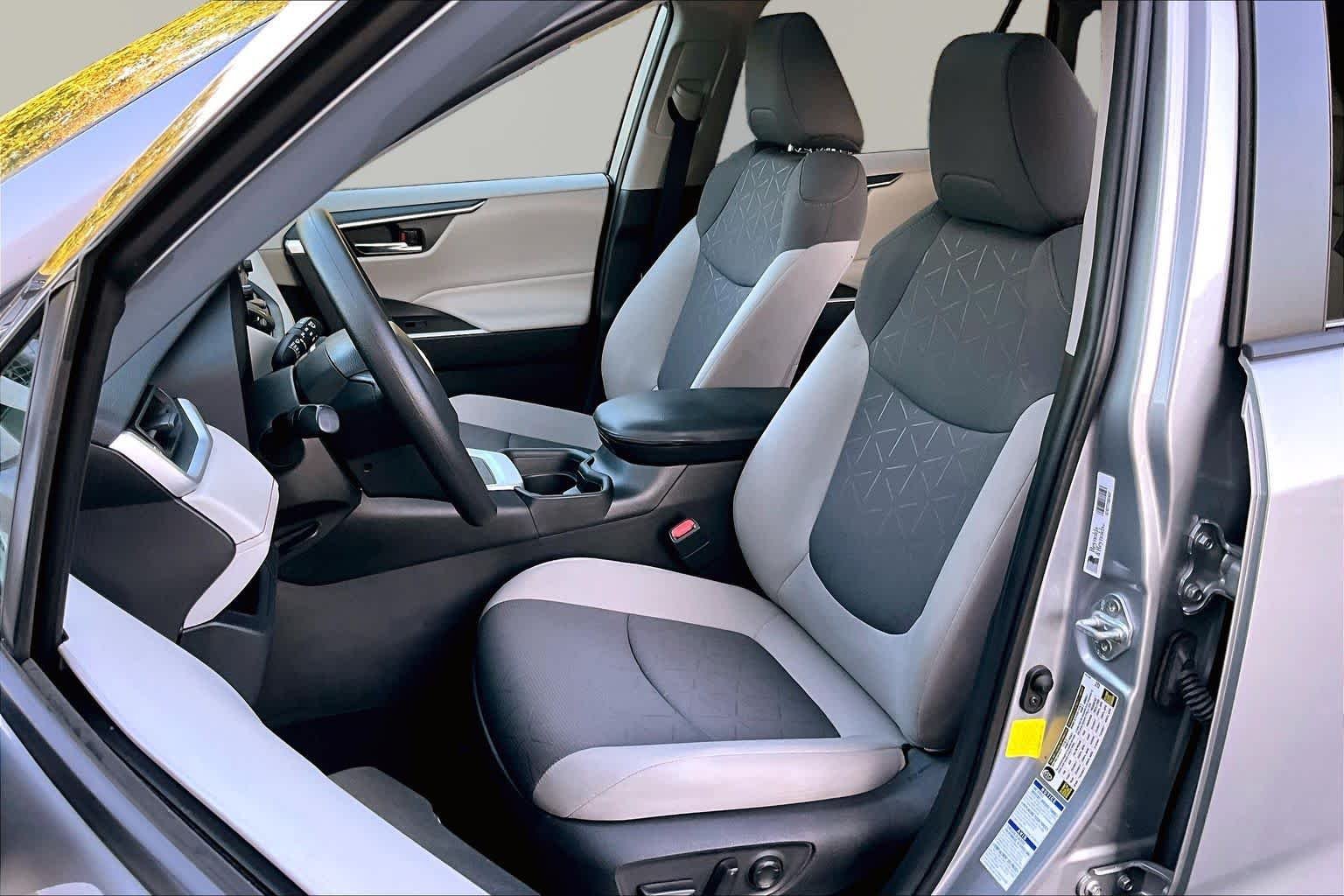 Used 2021 Silver Sky Metallic Toyota Hybrid XLE image 8