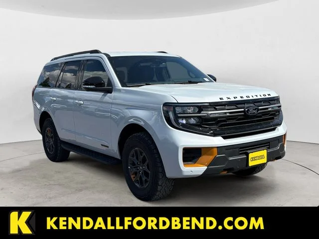 Used 2026 Silver Ford Tremor image 3