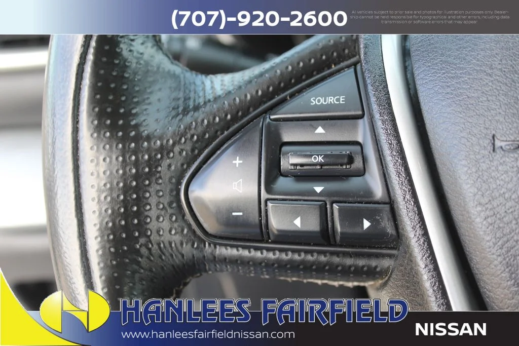 Used 2018 Silver Nissan 3.5 SV image 31