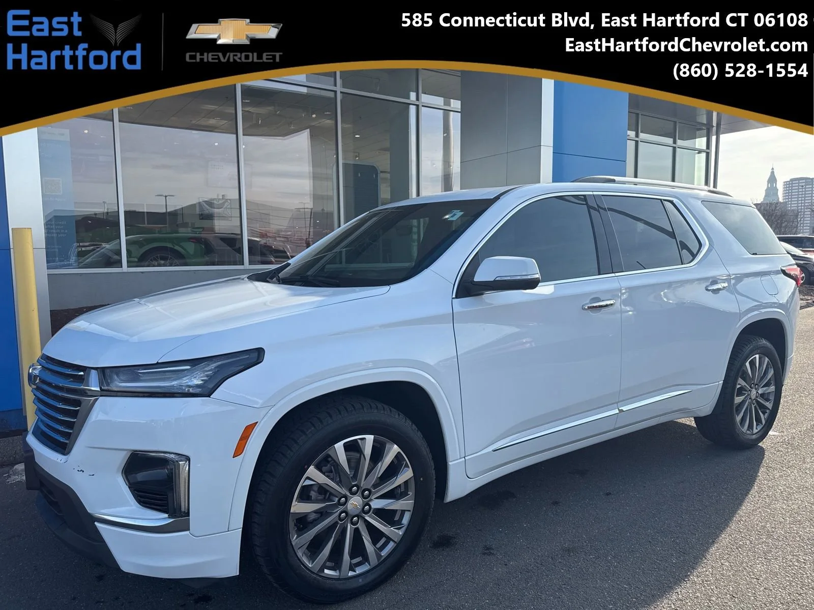 2023 Chevrolet Traverse AWD Premier's photo
