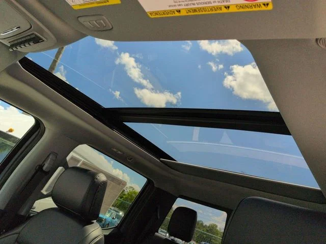 New 2026 Glacier Gray Metallic Tri-Coat Ford F-250® Lariat® image 20