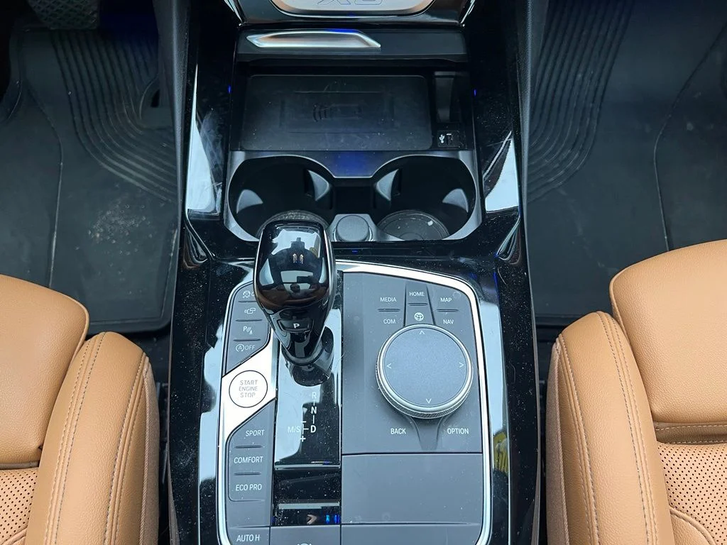 Certified Used 2024 Skyscraper Grey Metallic BMW sDrive30i image 34