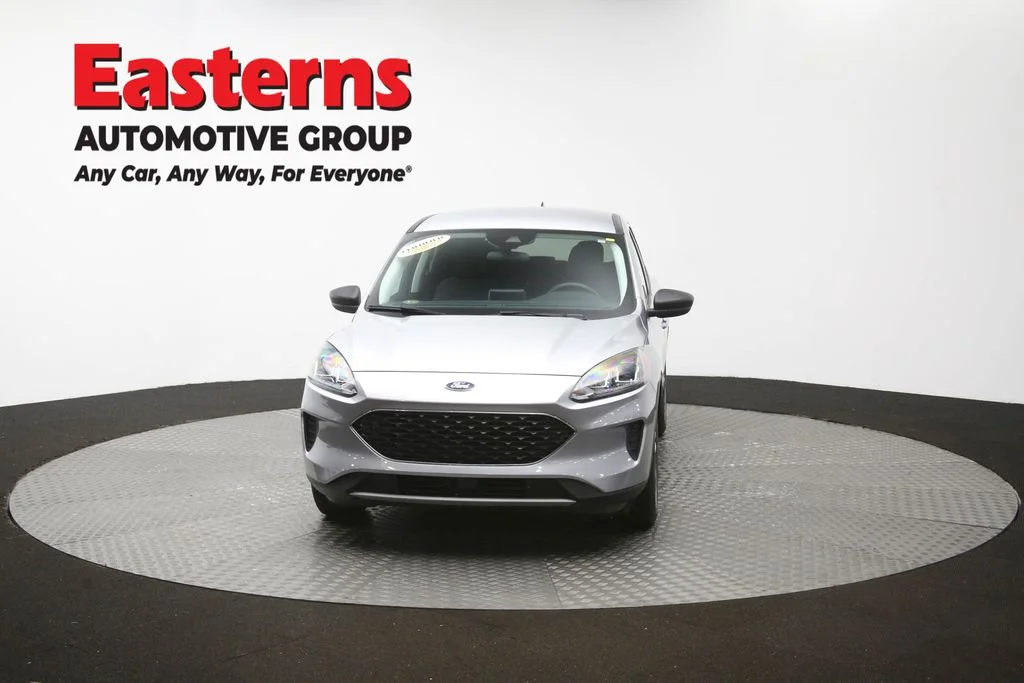 Used 2022 Silver Ford SE image 54