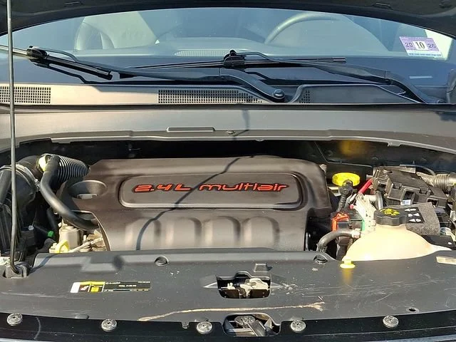 Used 2018 Gray Jeep Limited 4x4 image 29