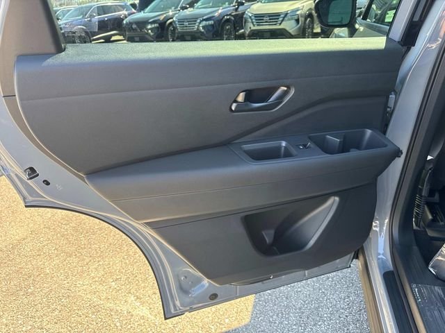 New 2026 Boulder Gray Pearl / Super Black Two-tone Nissan Rock Creek® image 15