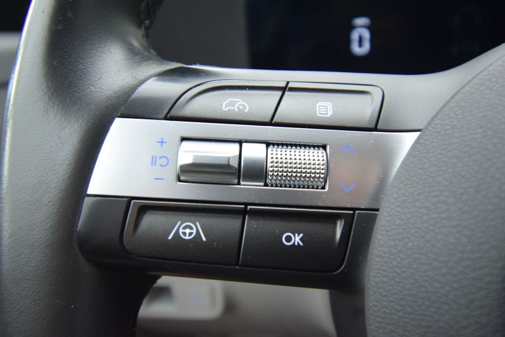 Used 2024 Mirage Green Hyundai SEL image 33