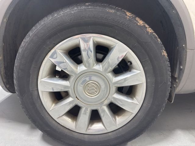 Used 2012 White Buick Leather Group image 6