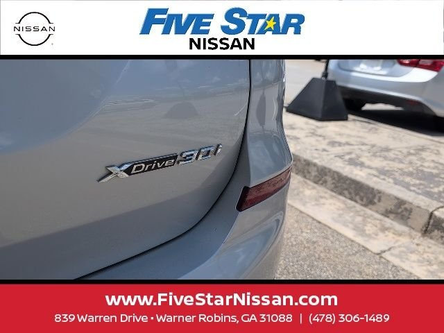 Used 2019 Silver BMW xDrive30i image 10