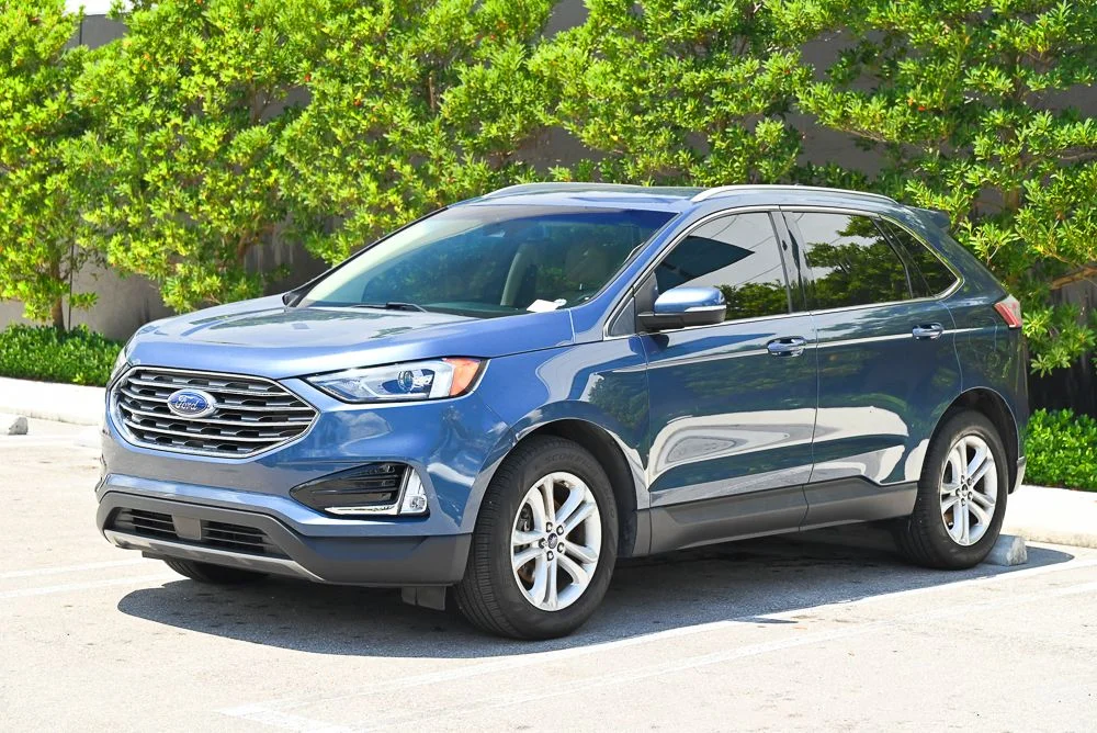 2019 Ford Edge SEL's photo