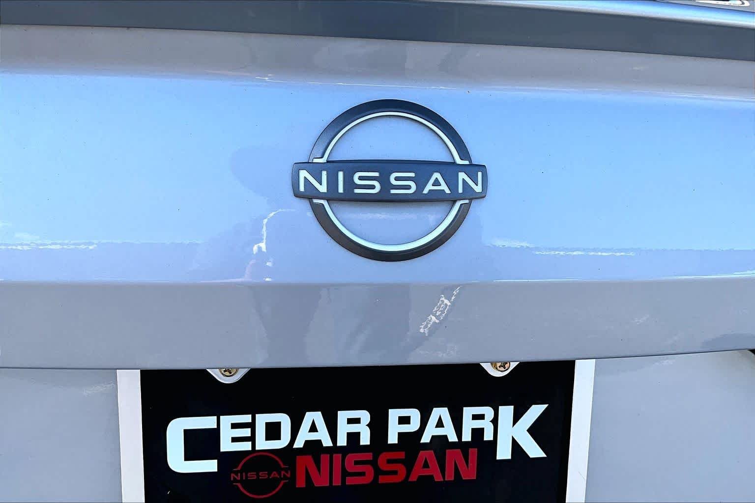 Used 2024 Brilliant Silver Metallic Nissan 2.5 S image 31