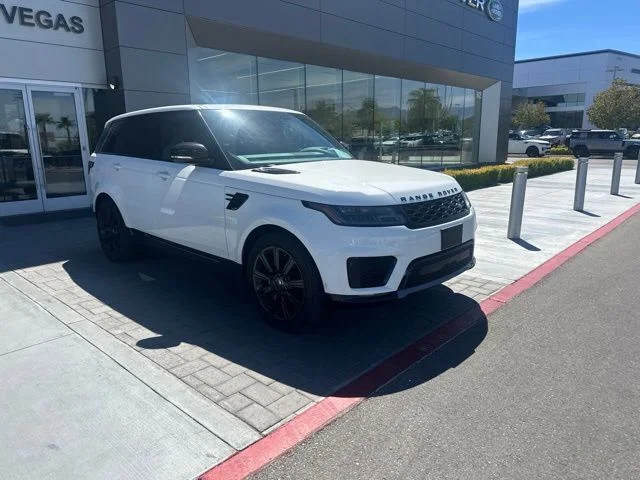 Used 2020 White Land Rover HSE image 3