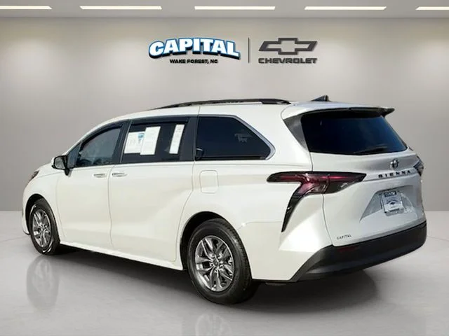 Used 2023 Beige Toyota XLE image 3