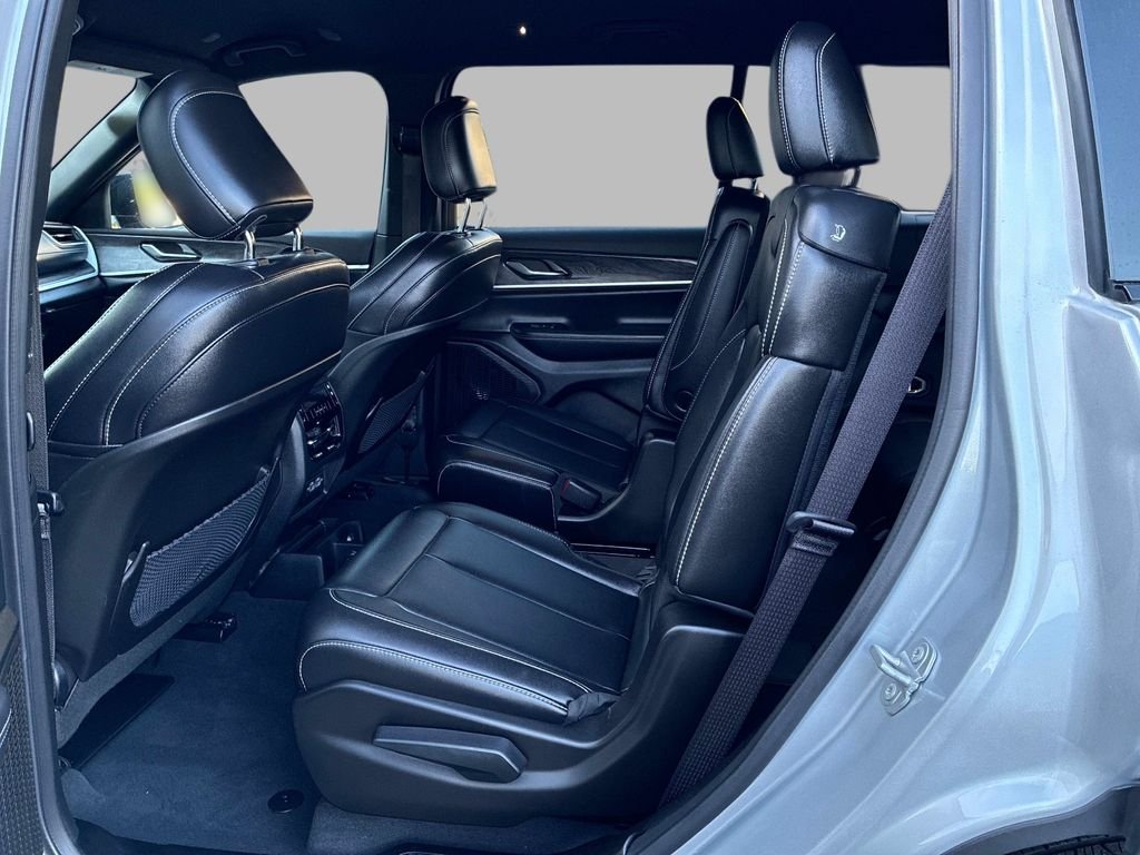 Used 2024 Silver Jeep Limited image 16
