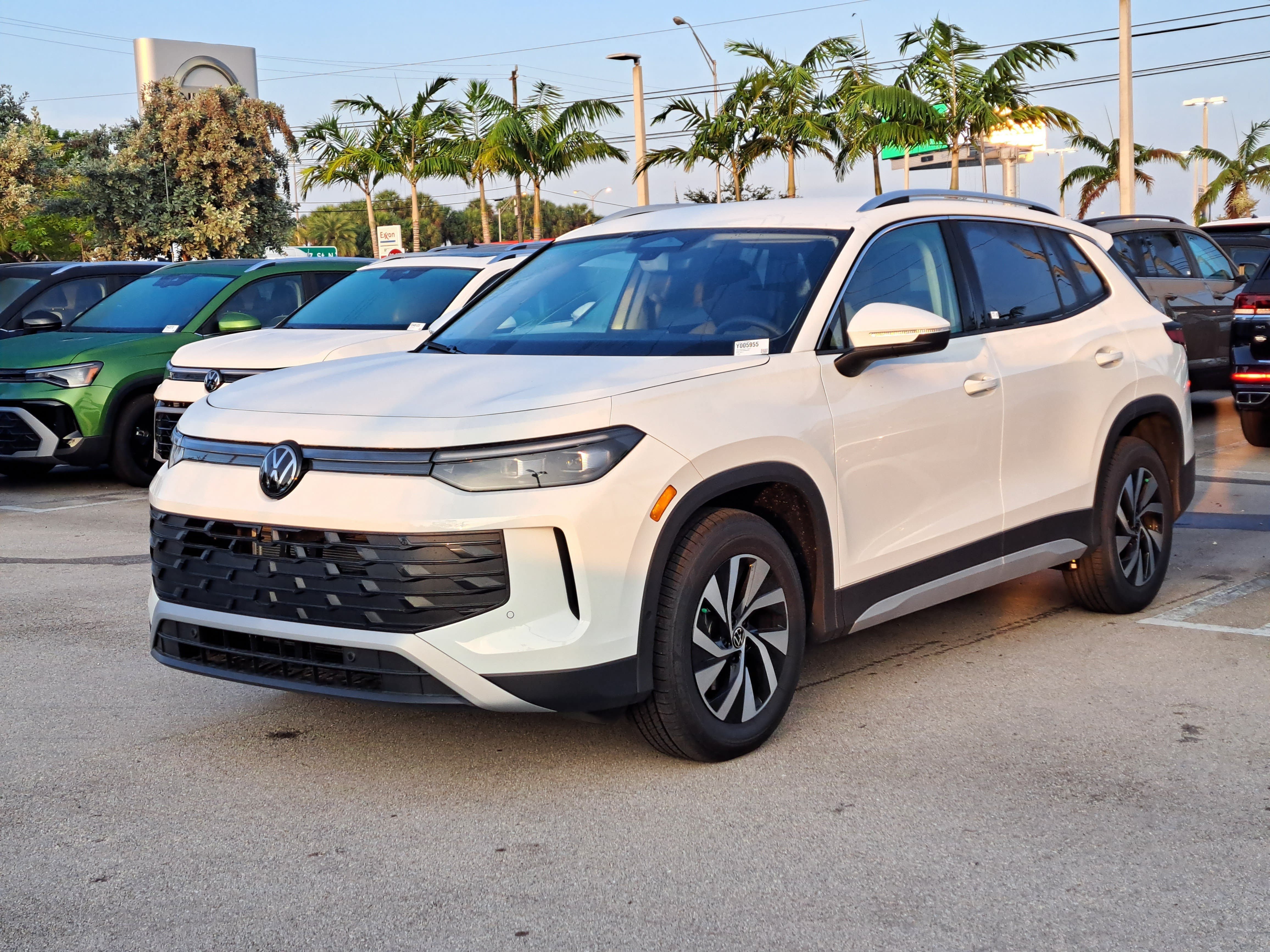 New 2026 White/off-white Volkswagen 2.0T S image 3