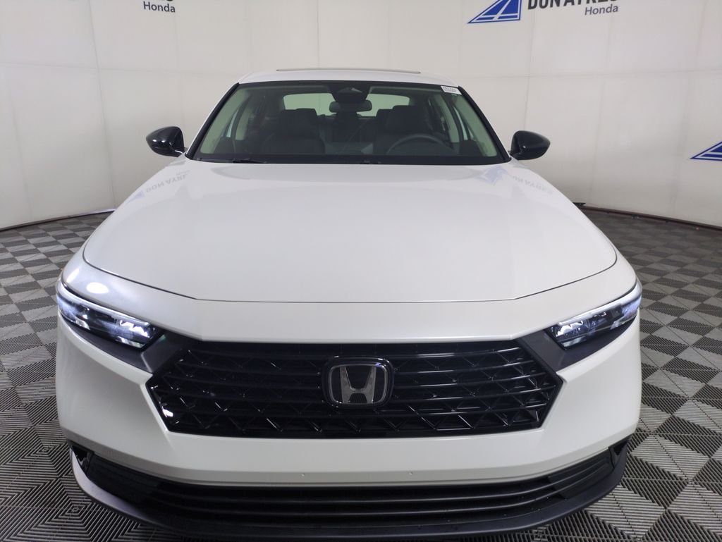 New 2026 Platinum White Pearl Honda SE image 8