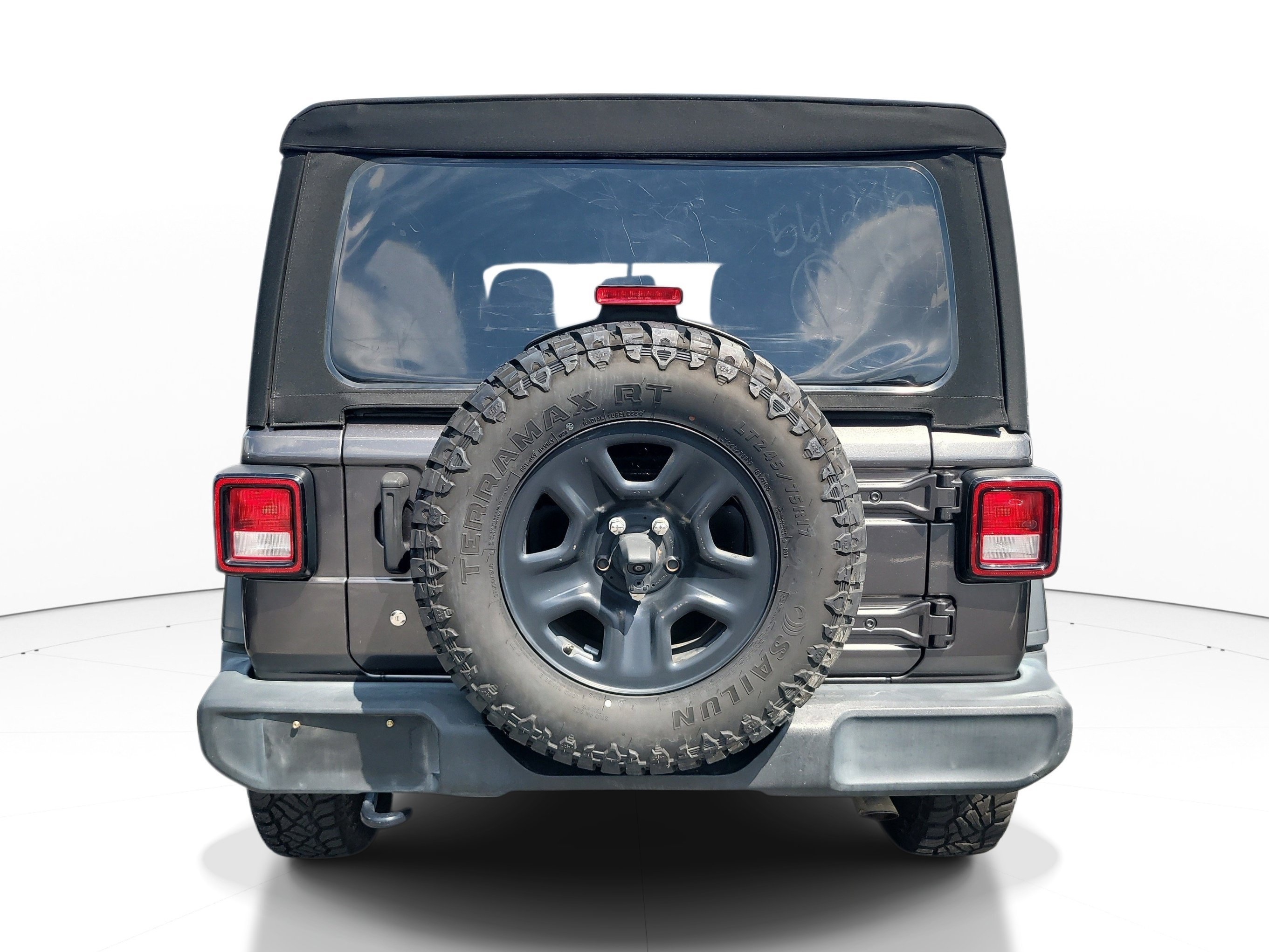 Used 2019 Granite Crystal Metallic Clearcoat Jeep Sport image 5