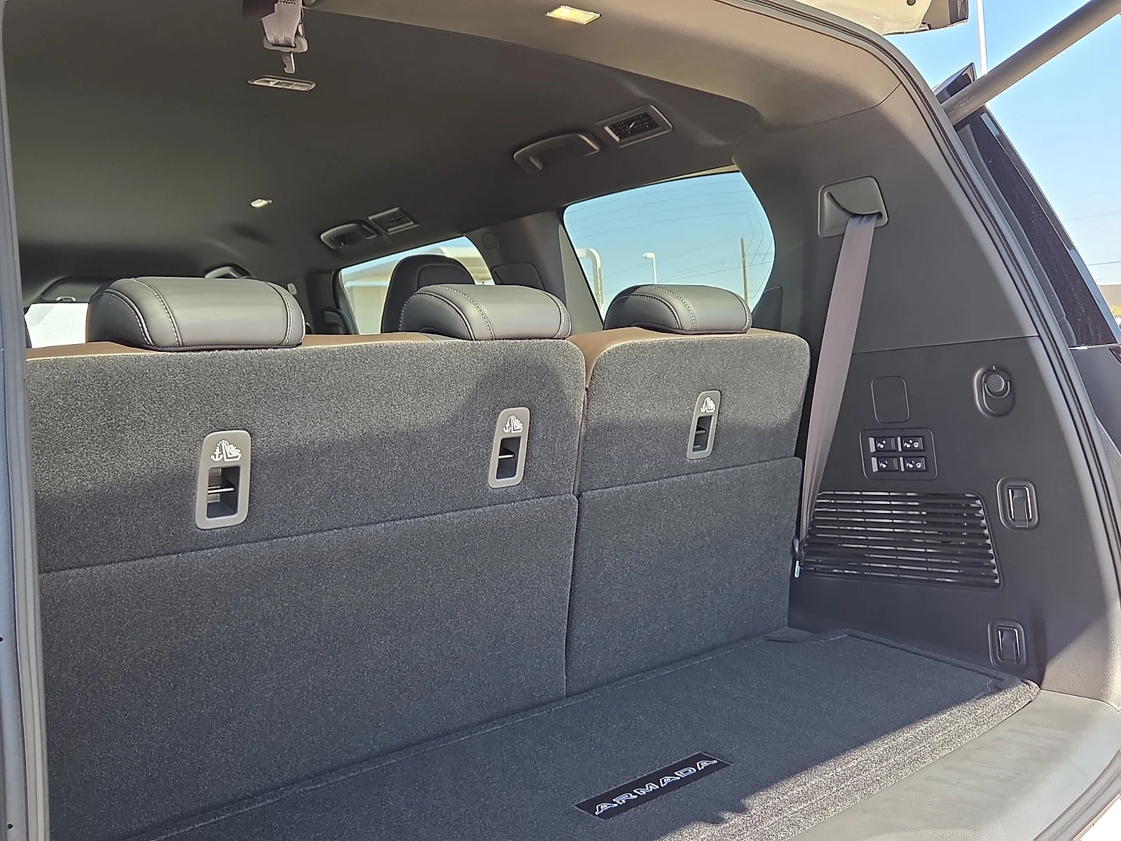New 2027 QAC Aspen Whit Nissan SL 4x2 image 8