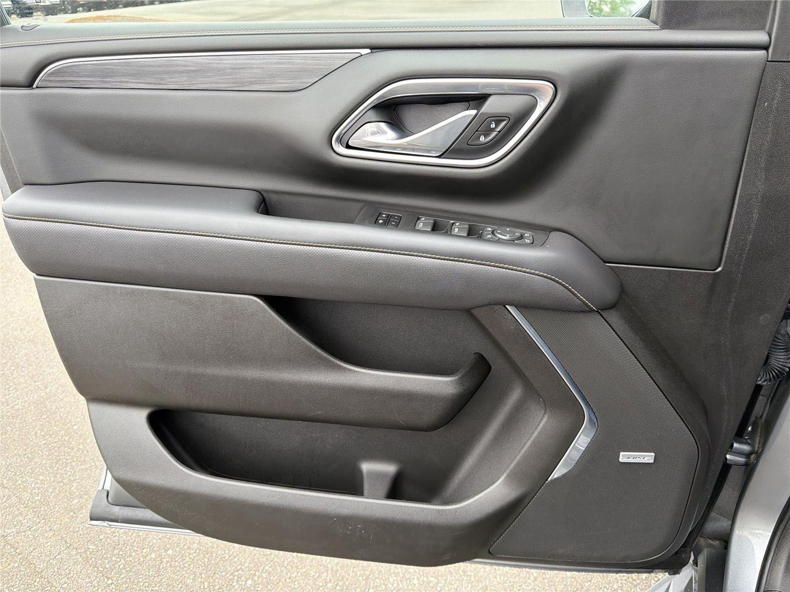 Used 2021 Satin Steel Metallic GMC SLT image 20