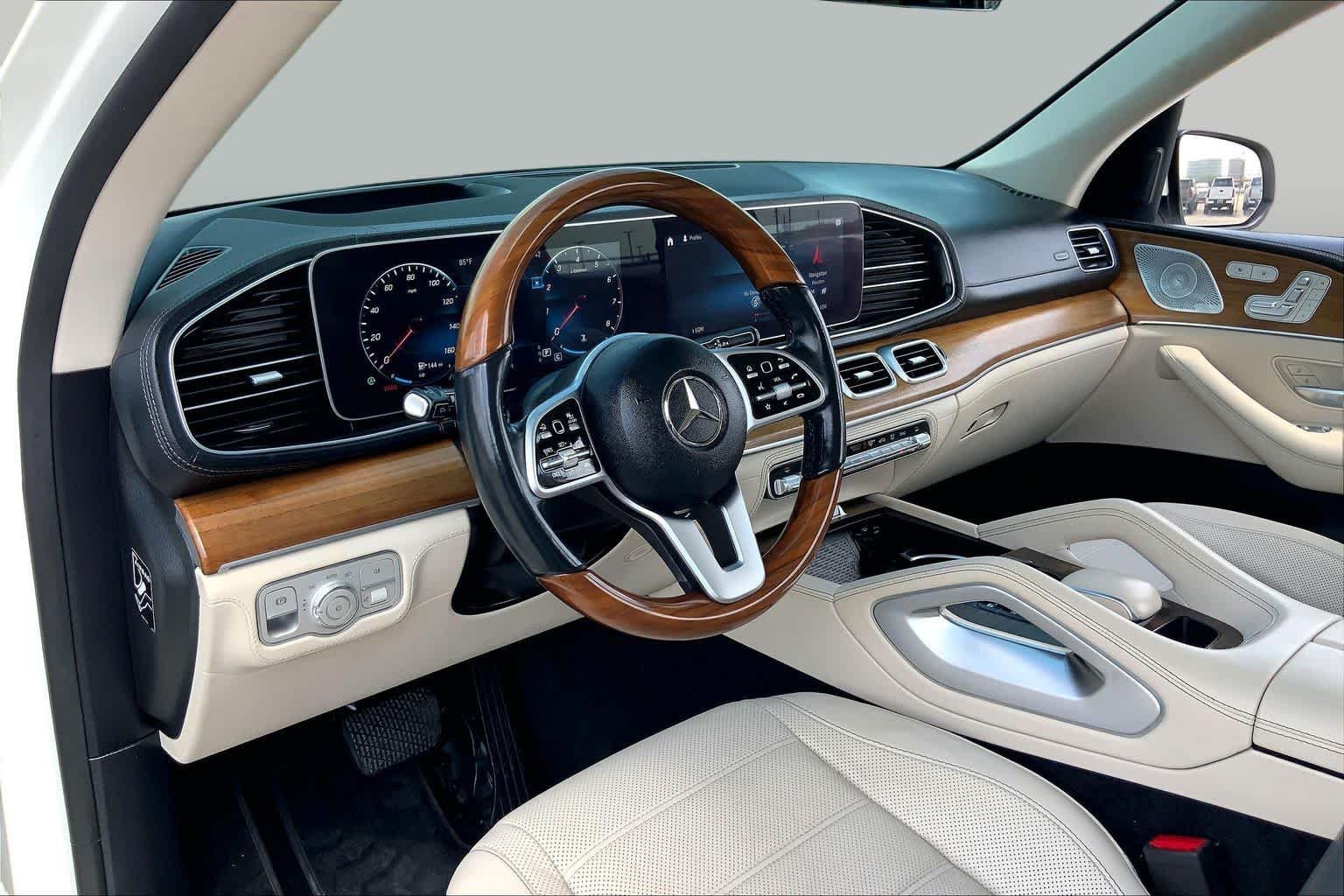Used 2021 designo Diamond White Metallic Mercedes-Benz GLE 350 image 17