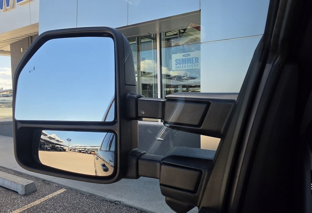 New 2026 Carbonized Gray Metallic Ford F-250® XLT image 11