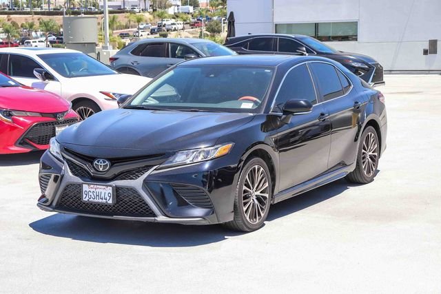 Used 2020 Black Toyota SE image 3