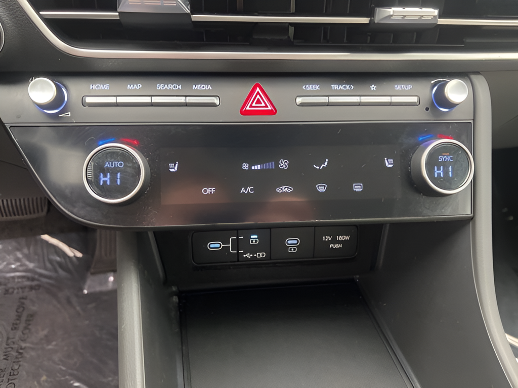 Used 2025 Abyss Black Hyundai SEL image 16