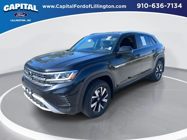 Used 2023 Black Volkswagen 2.0T SE image 1