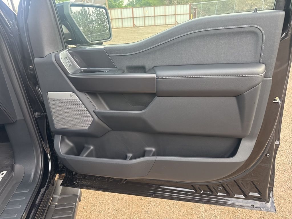 New 2026 Agate Black Metallic Ford Lariat image 35