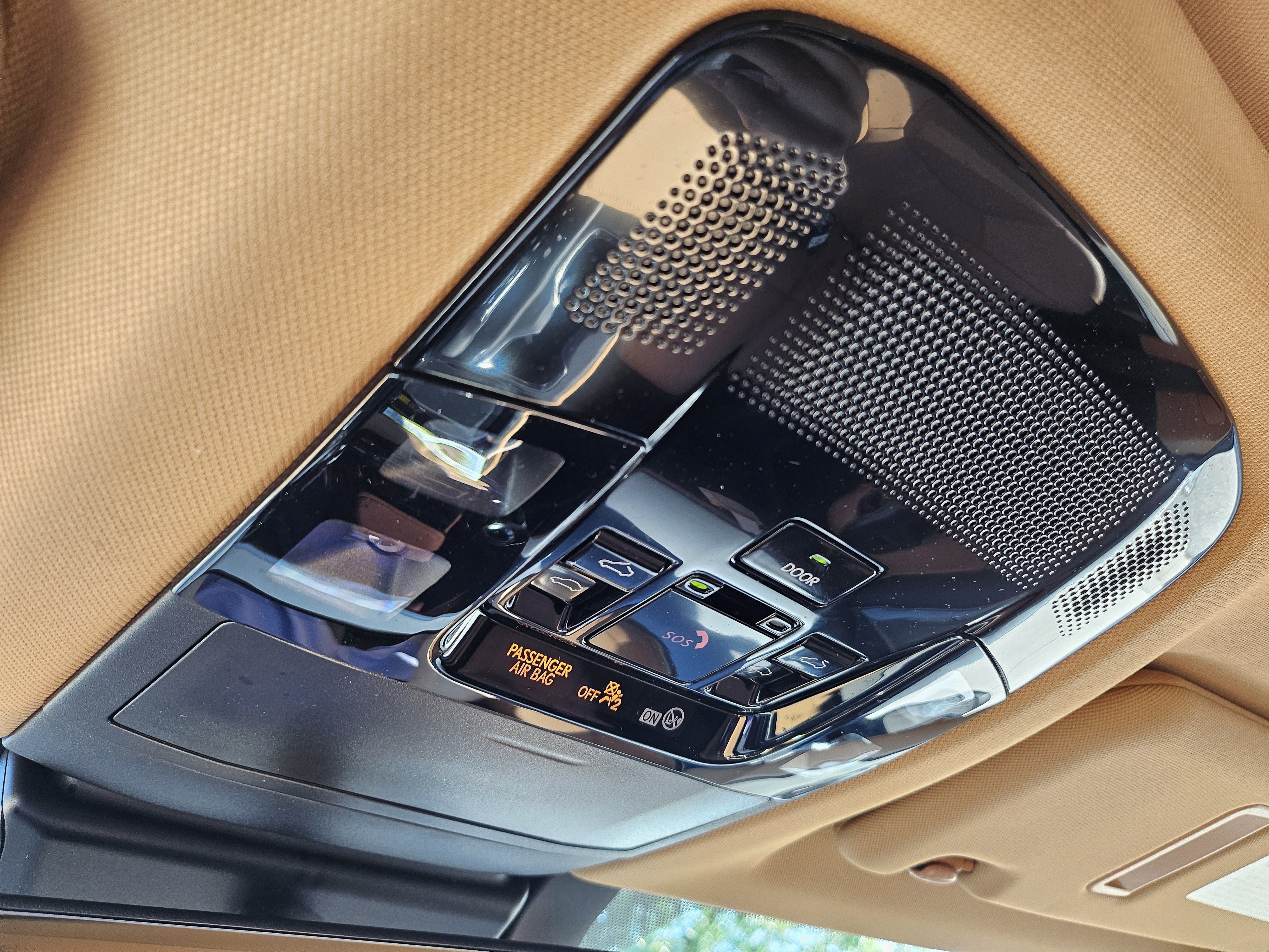 New 2026 Atomic Silver Lexus PREMIUM image 12