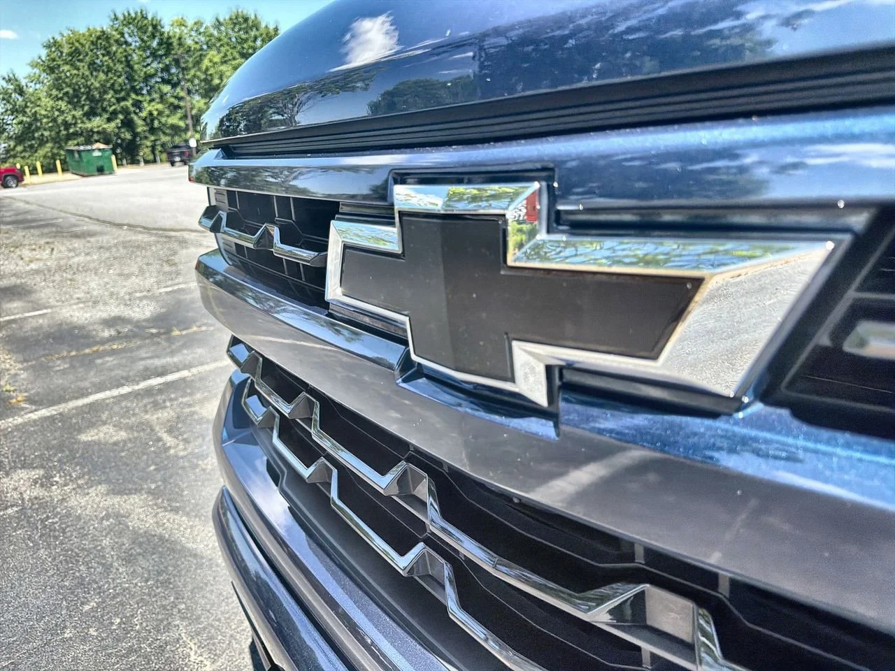 Used 2023 Northsky Blue Metallic Chevrolet RST image 26
