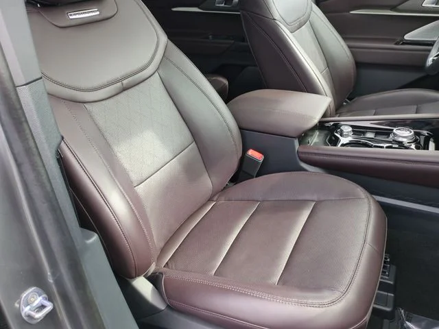 Used 2025 Gray Ford Platinum image 26