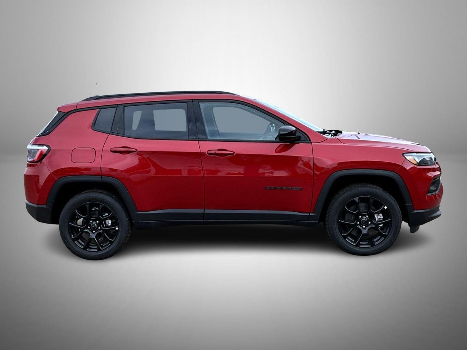 New 2026 Red Hot Pearl-Coat Exterior Paint Jeep Latitude image 4