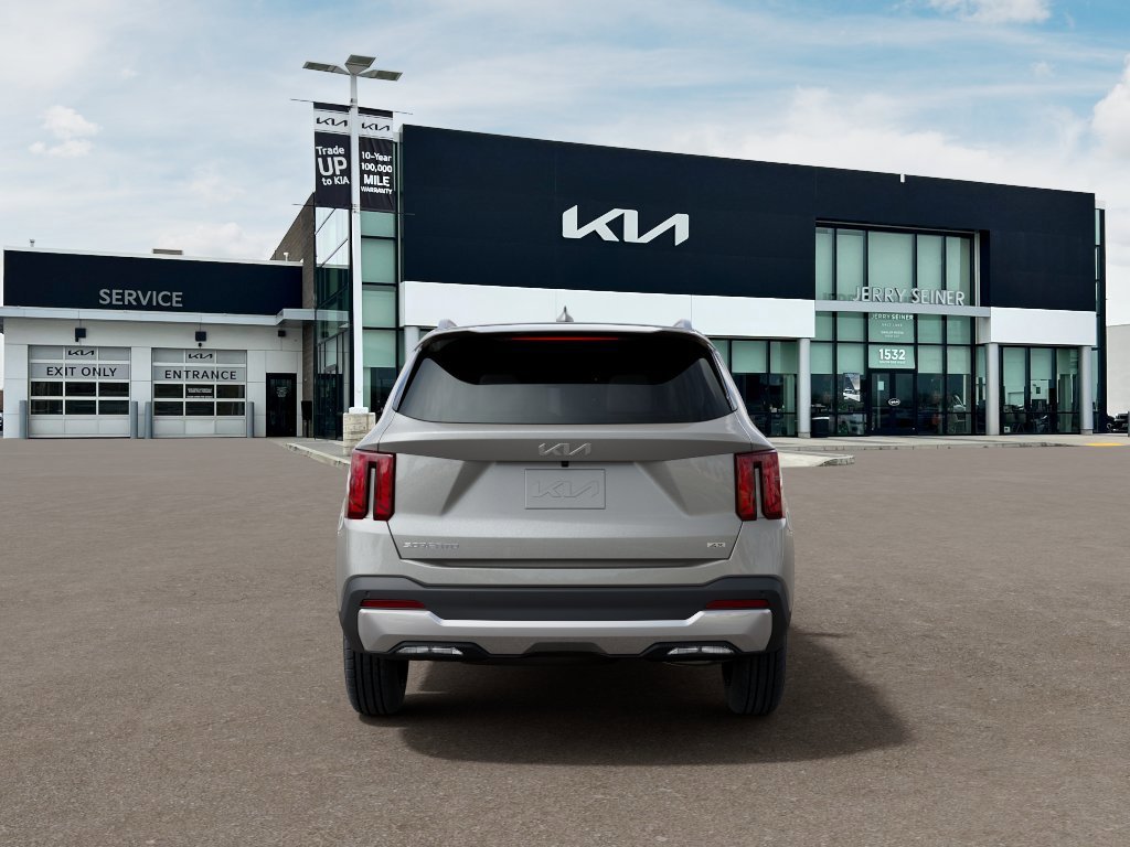 New 2026 Ivory Silver Kia S image 5