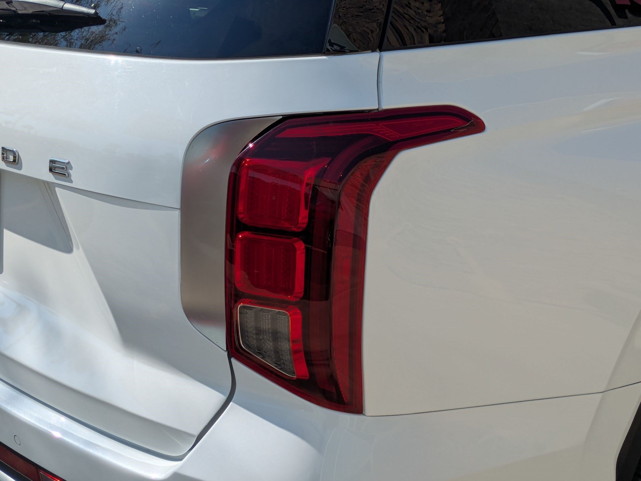 Used 2023 White Hyundai Limited image 11