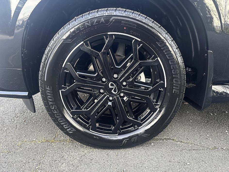 New 2026 MINERAL BLACK INFINITI SPORT image 8