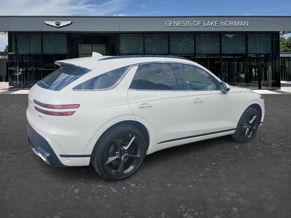 Used 2026 Uyuni White Genesis 2.5T Sport Prestige image 5